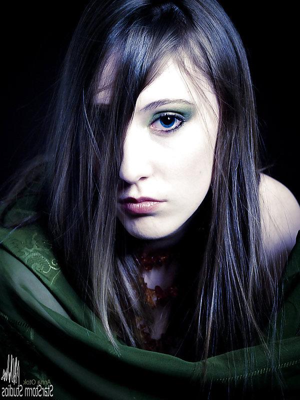 25P Gothic beauties 13