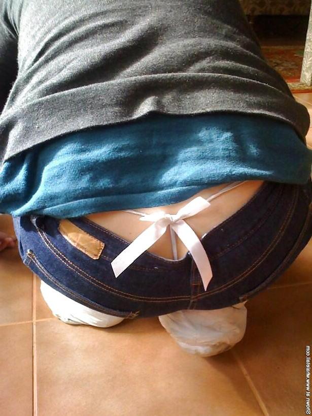 15P Thongs in public