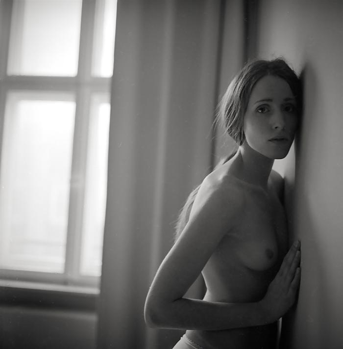 12P Artistic Nudes