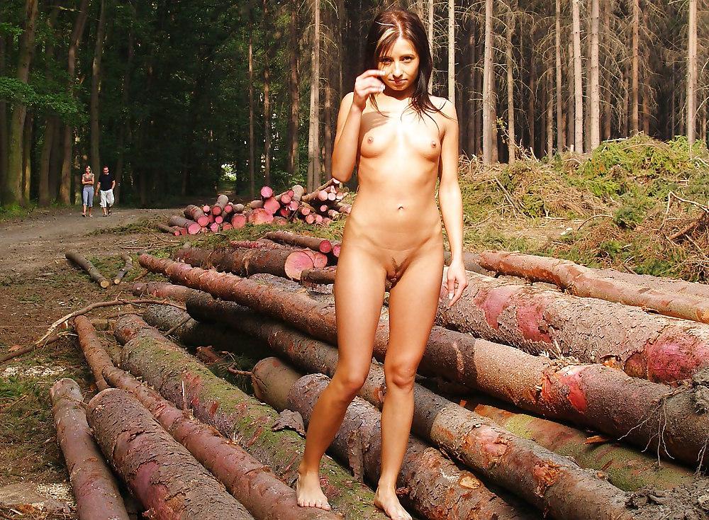 25P Public nudity girls #13