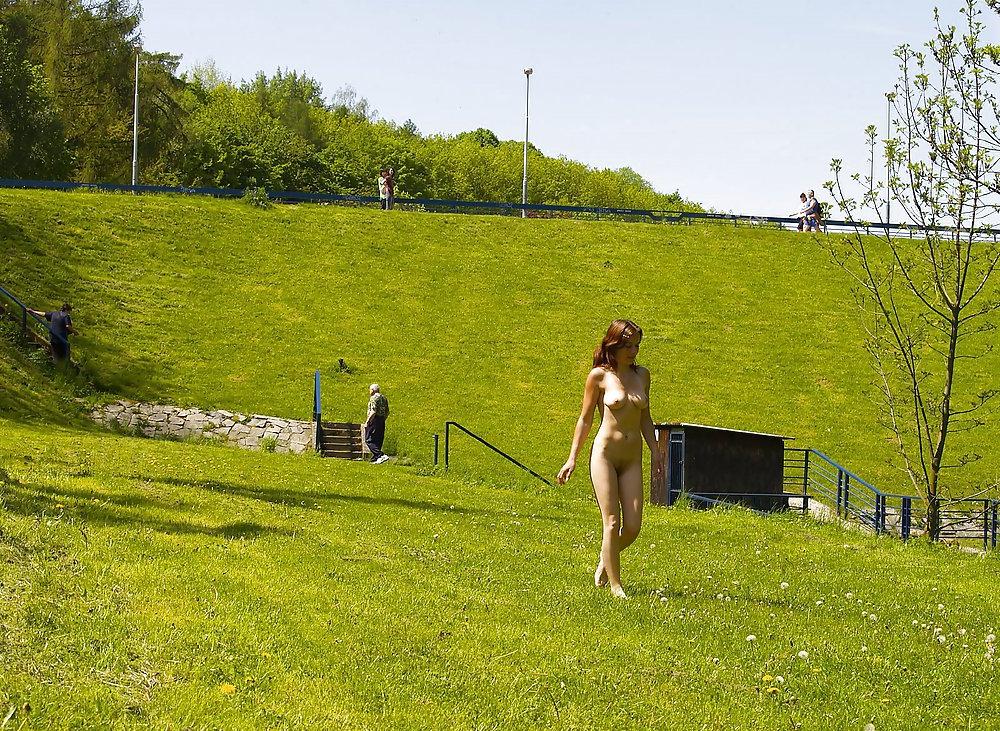 25P Public nudity girls #13