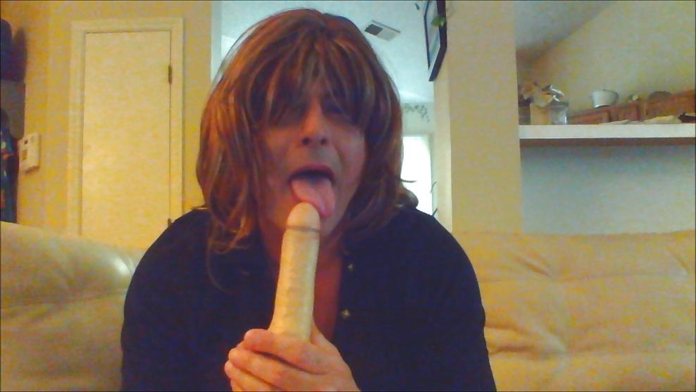 20P Dildos and Red High Heels