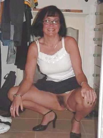 24P Is she forgot her slip 22 ?