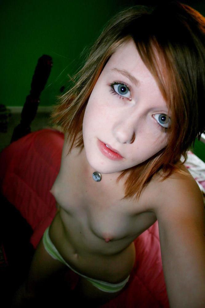 25P Redhead Teen