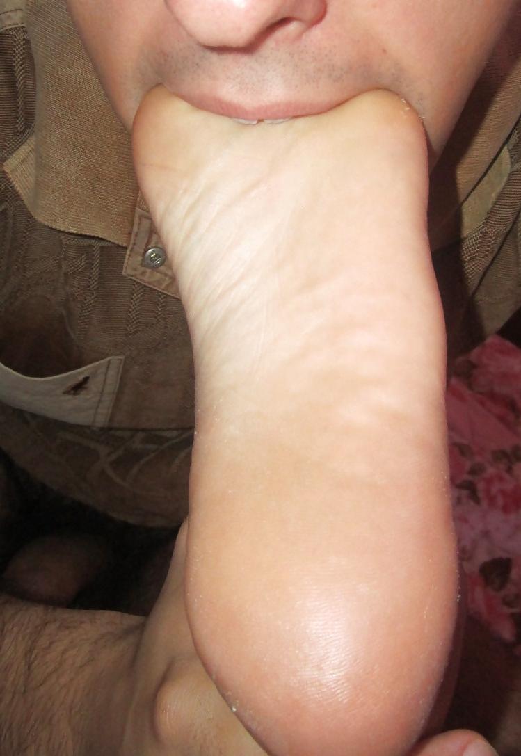 25P Asian feet and foot fetish. My chinese girlfriend's soles!