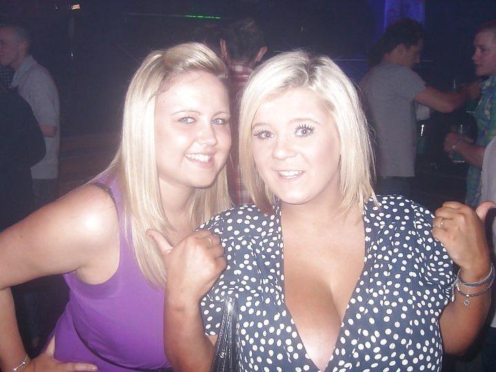 25P British Slut Sheri