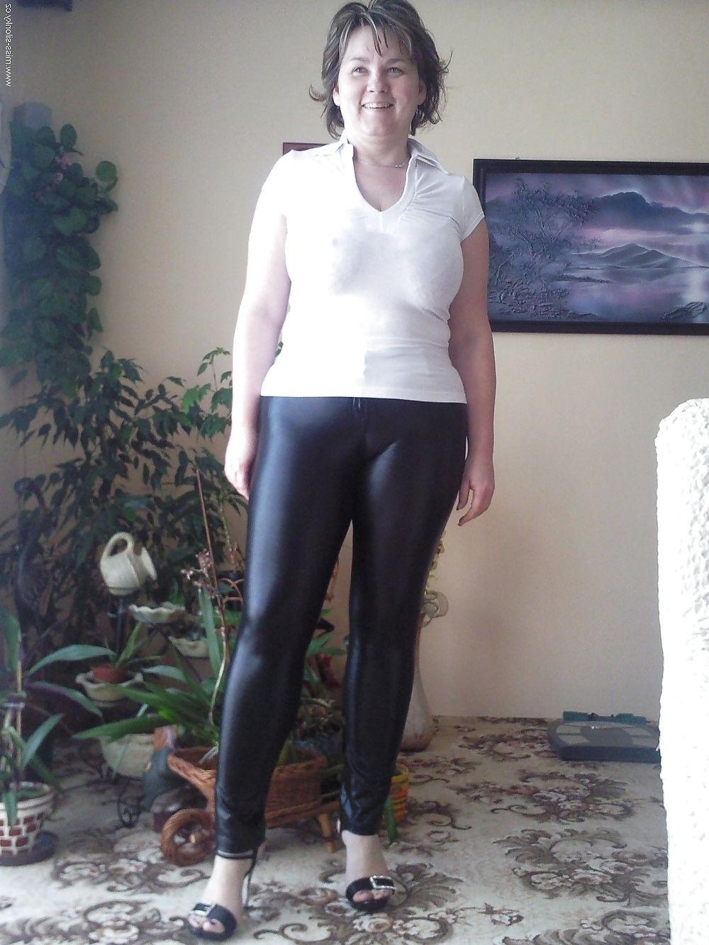 20P Mature-BBW-Ladies 348