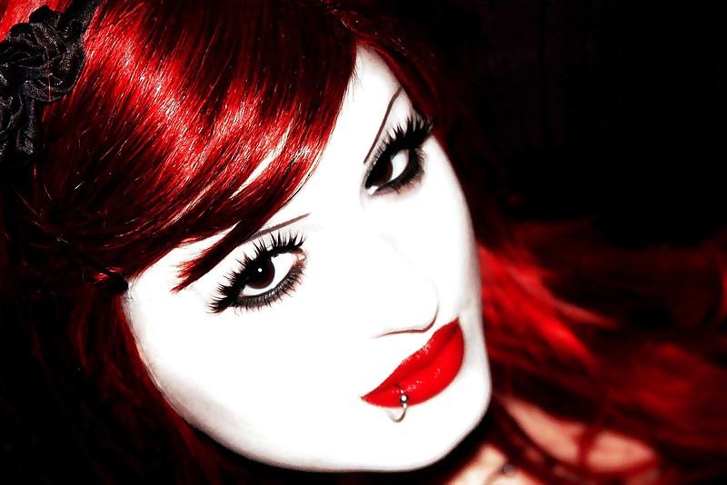 25P Gothic beauties 29