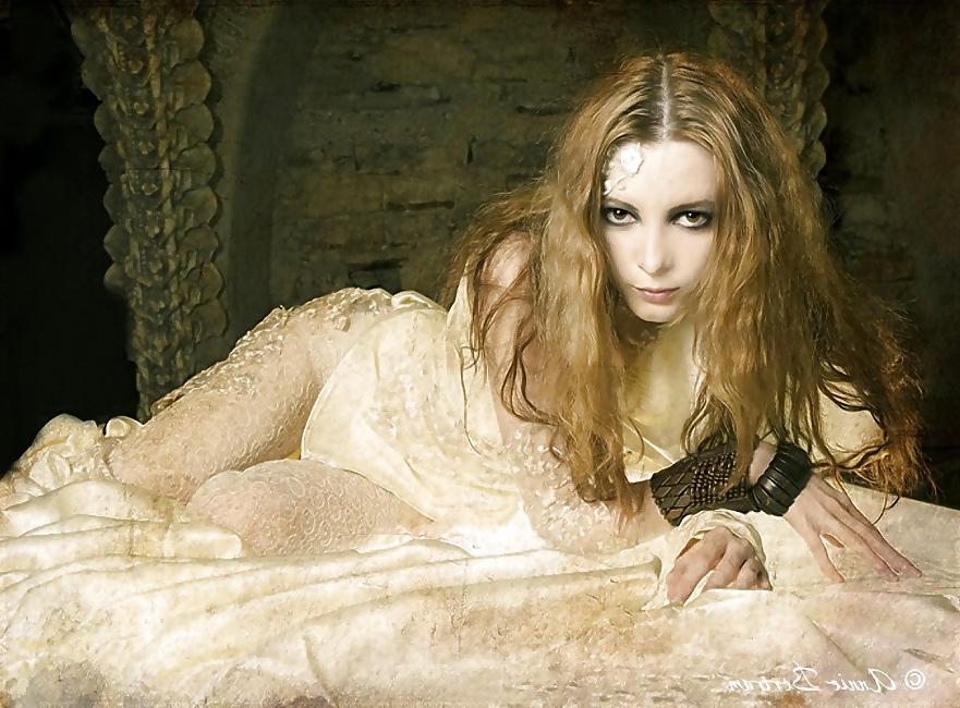 25P Gothic beauties 26