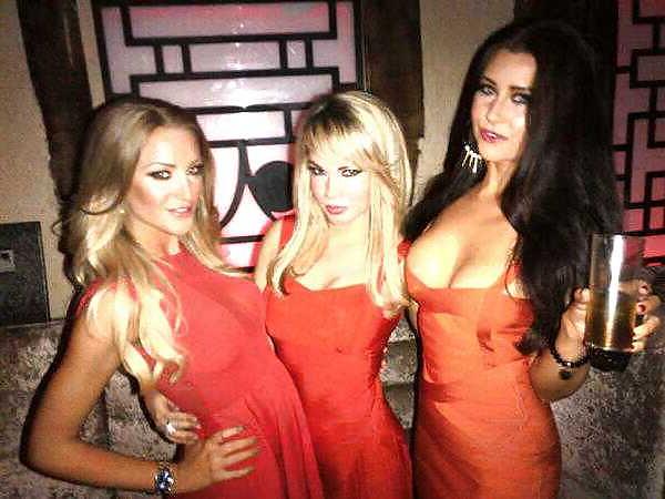 25P BRITISH BABES