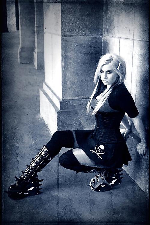 25P Gothic beauties 27