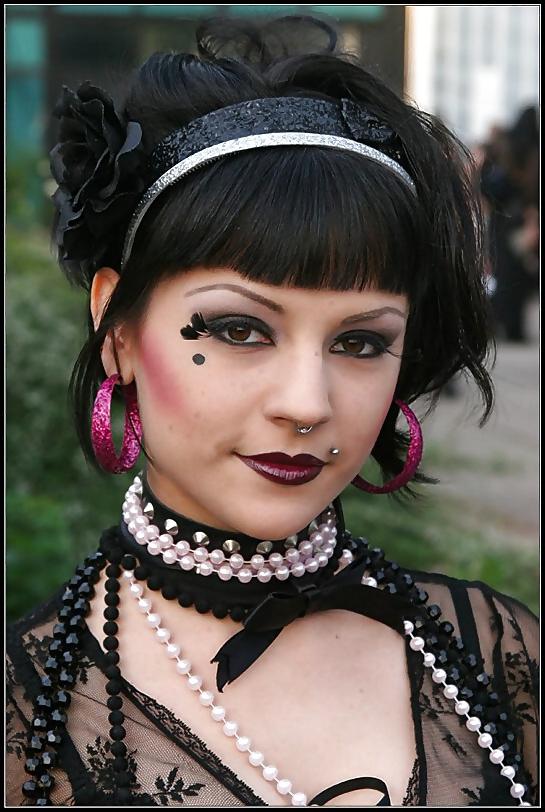 25P Gothic beauties 27