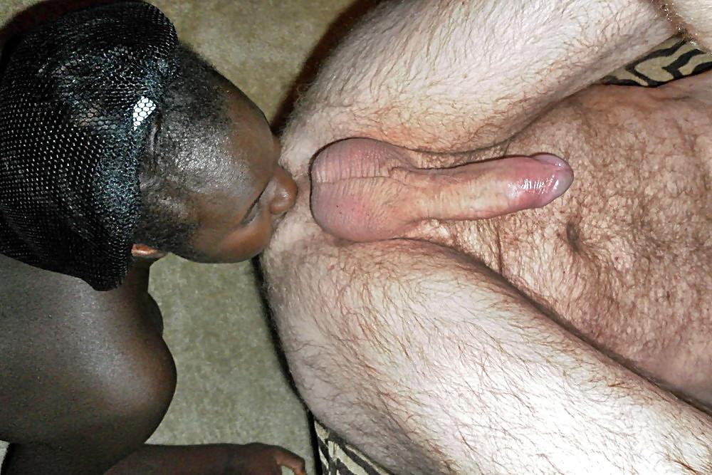 25P Black Girls Eating White Cock