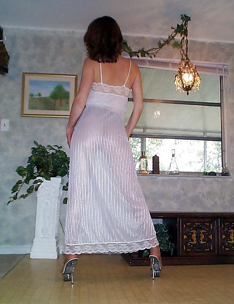 25P White Full Length Slip