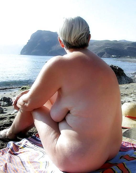 20P Mature-BBW-Ladies 330