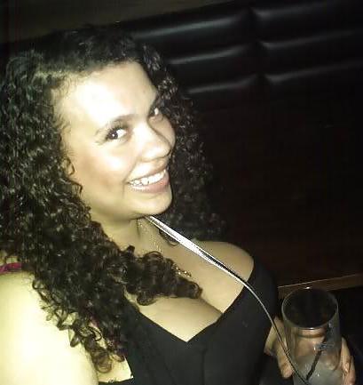 13P Down blouse n cleavage
