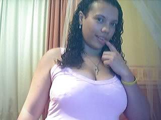 13P Down blouse n cleavage