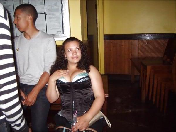 13P Down blouse n cleavage