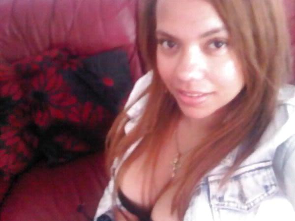 13P Down blouse n cleavage