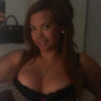 13P Down blouse n cleavage
