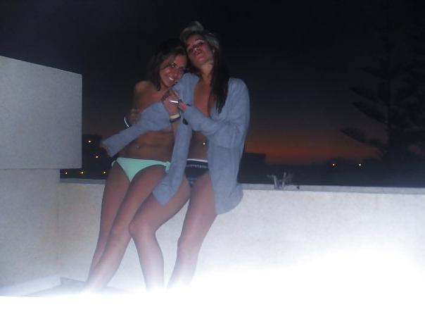 25P British FB Sluts want your DIRTY COMMENTS