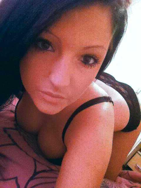22P Hot British Girls 2
