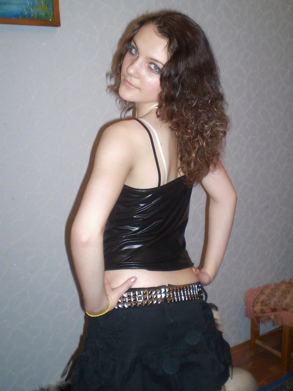 16P Ukrainian horny girls2