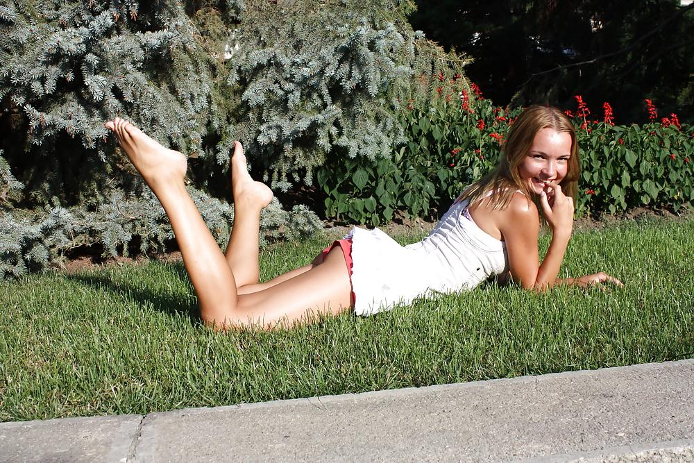 16P Ukrainian horny girls2