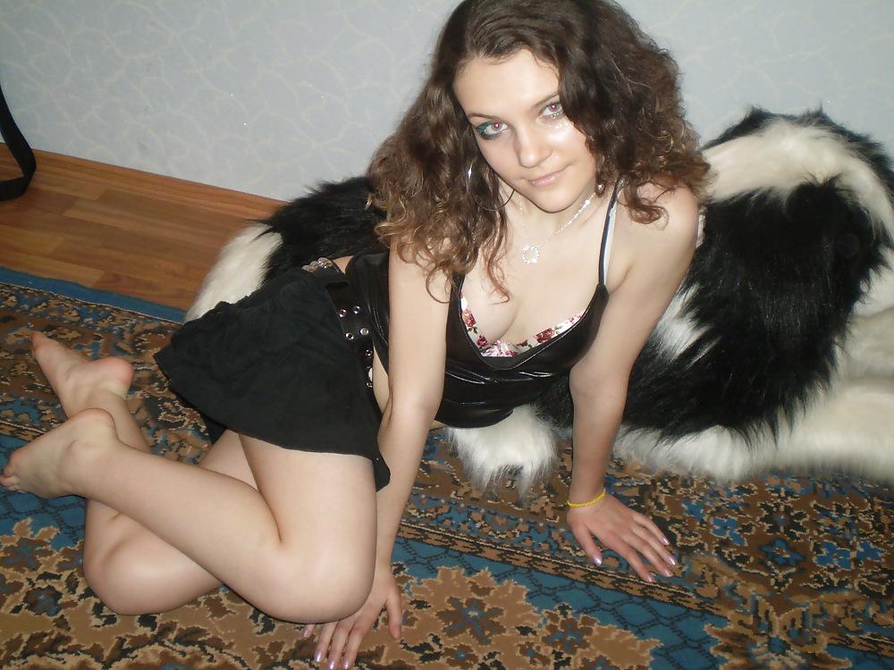16P Ukrainian horny girls2