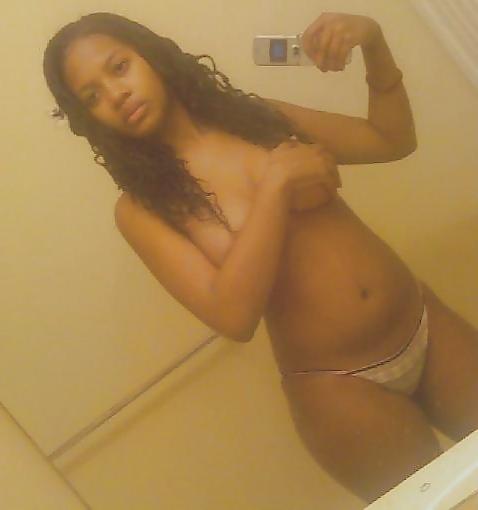 25P Amateur Black Girls 26