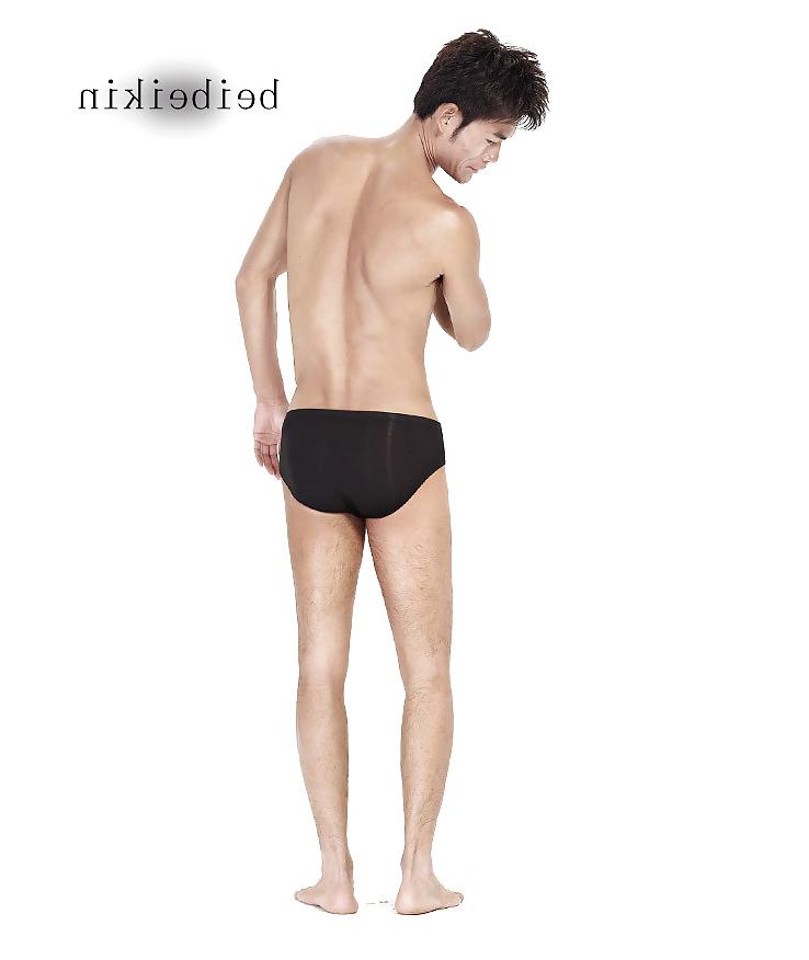 8P Underwear Model