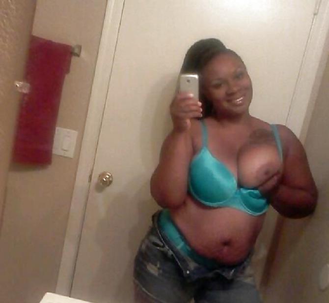 9P Black Milf Showing PUSSY!!!