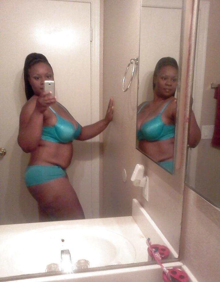 9P Black Milf Showing PUSSY!!!