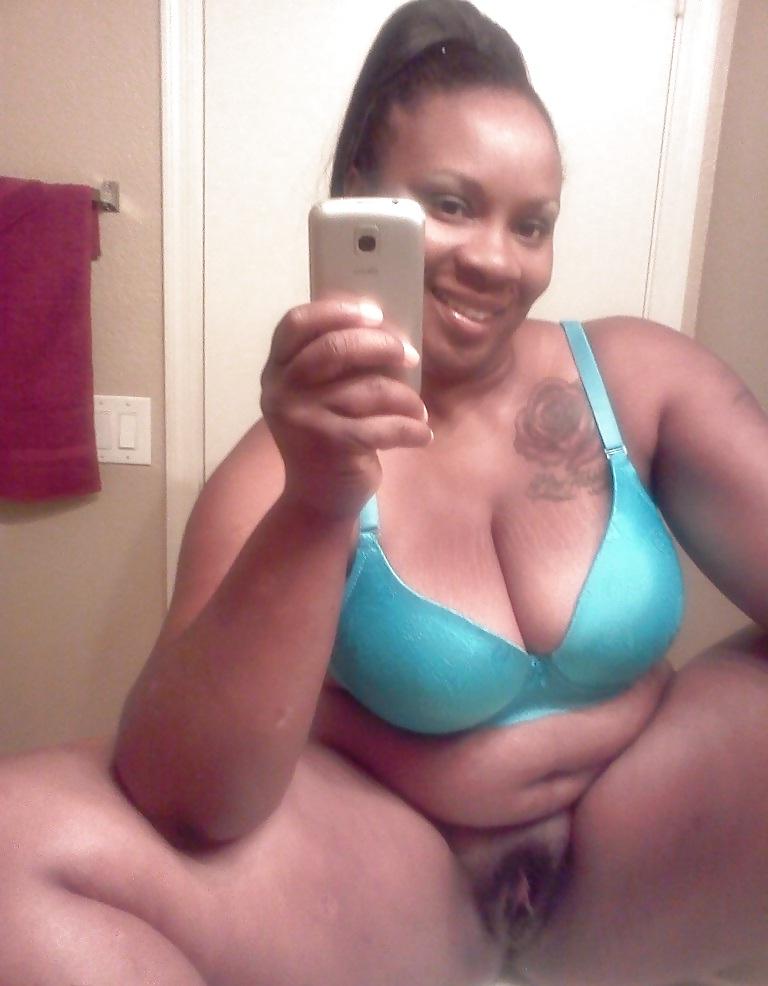 9P Black Milf Showing PUSSY!!!
