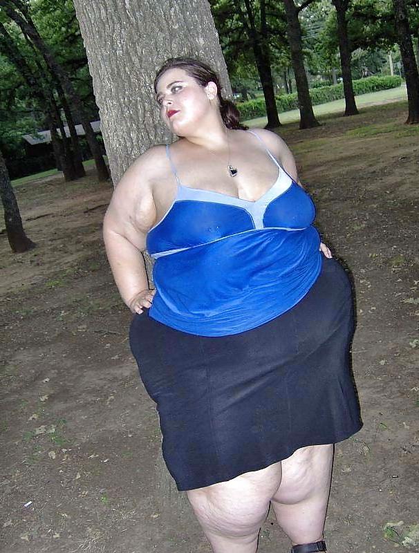 25P 413 bbw dressed over 30