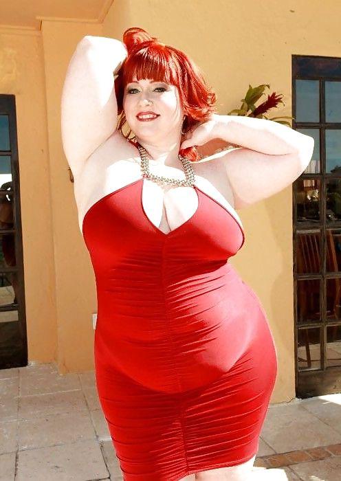 25P 413 bbw dressed over 30