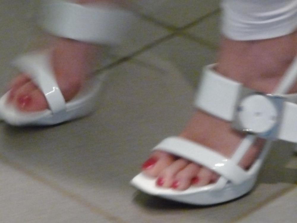 10P Girlfriend heels shoes feet foot nailpolish