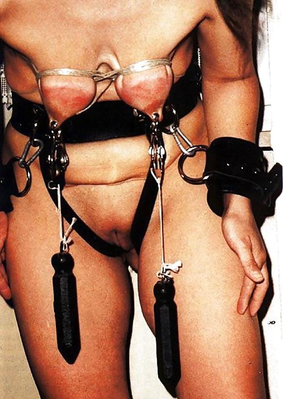 22P Pierced Nipples 3