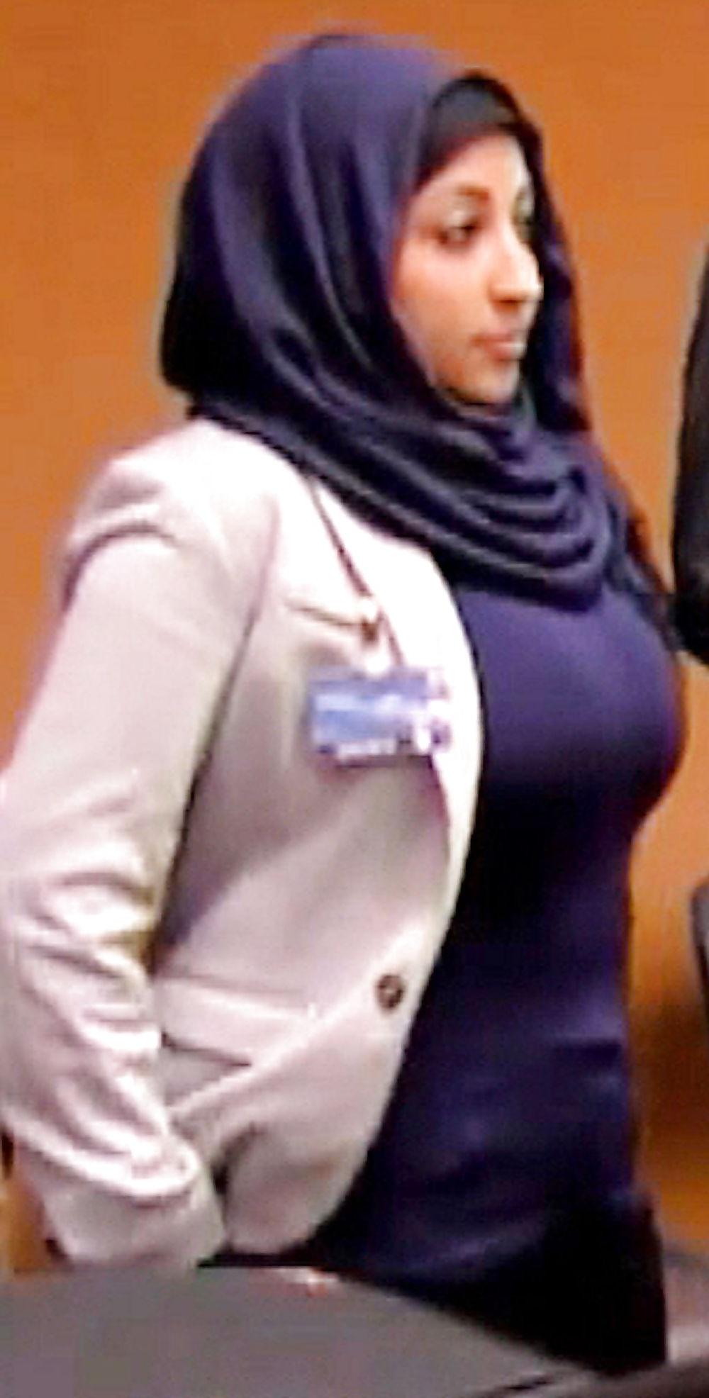 11P Arab turkish women 44