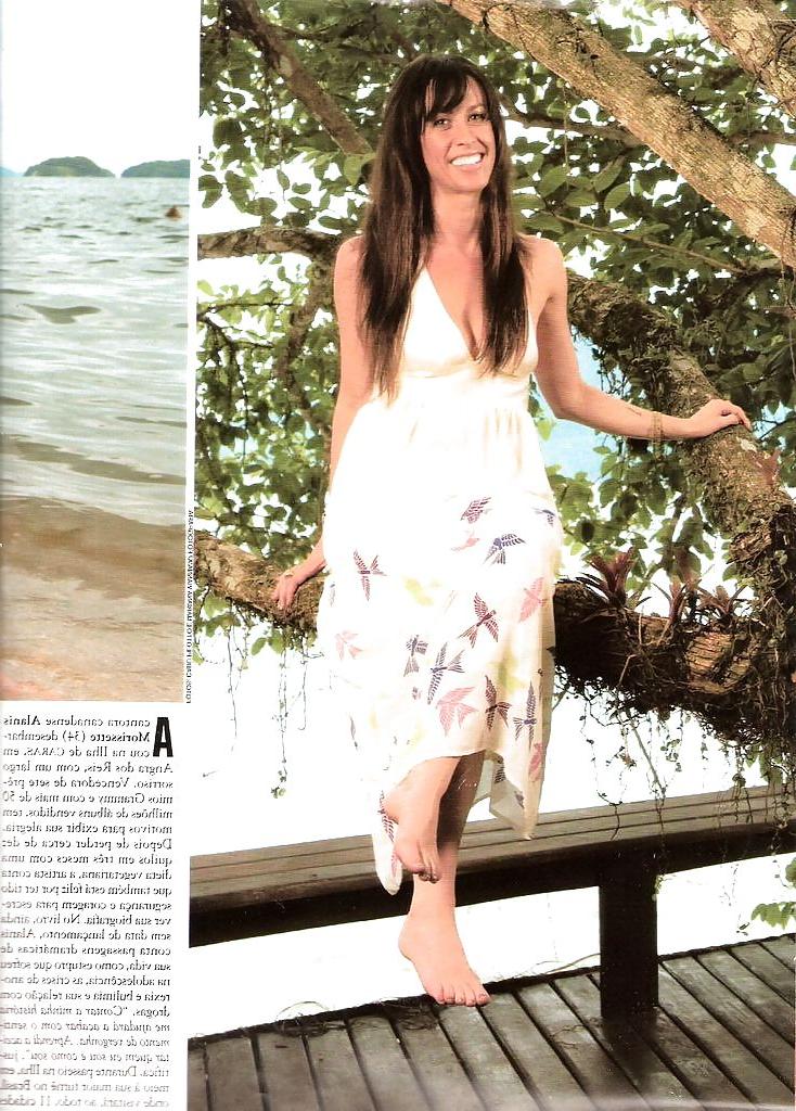 11P Alanis Morisette Feet