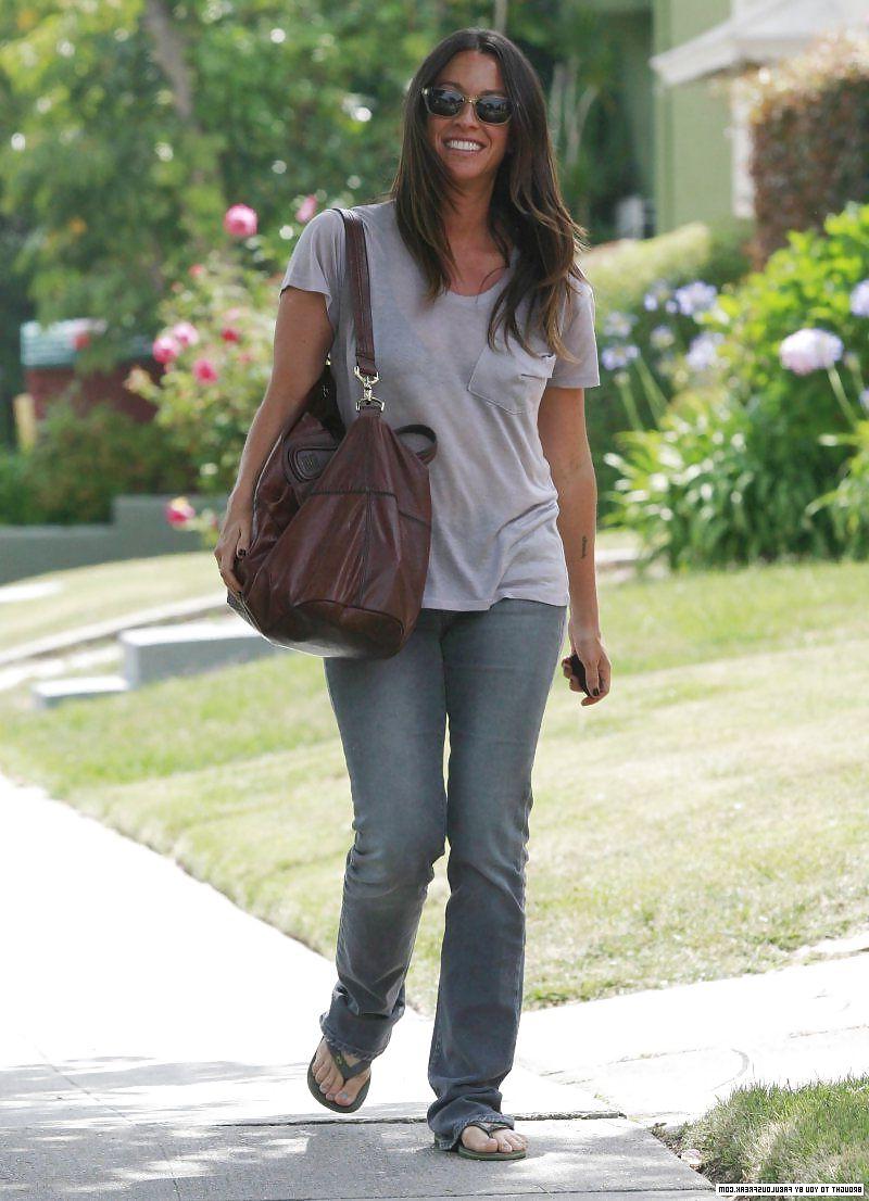 11P Alanis Morisette Feet