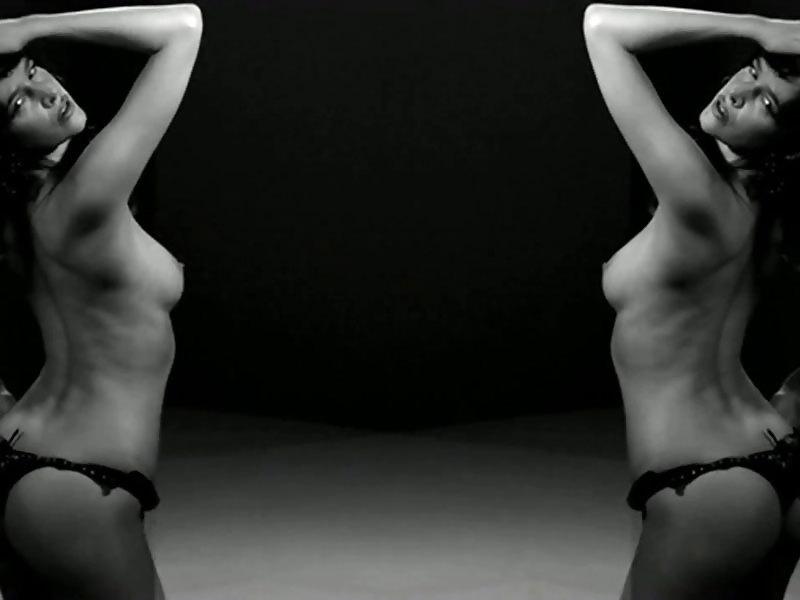 10P Paz De La Huerta Topless Dancing in Flaunt Magazine 