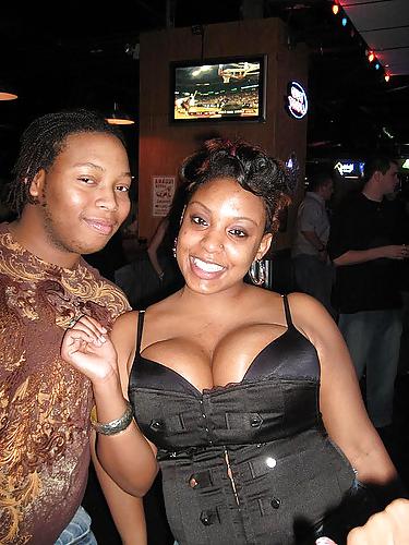 25P Black Networxxx Boobs
