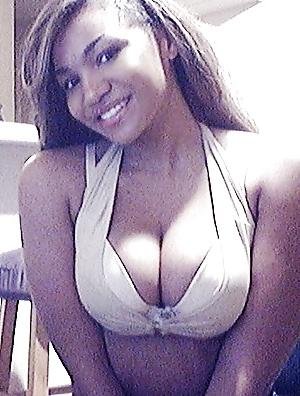 25P Black Networxxx Boobs