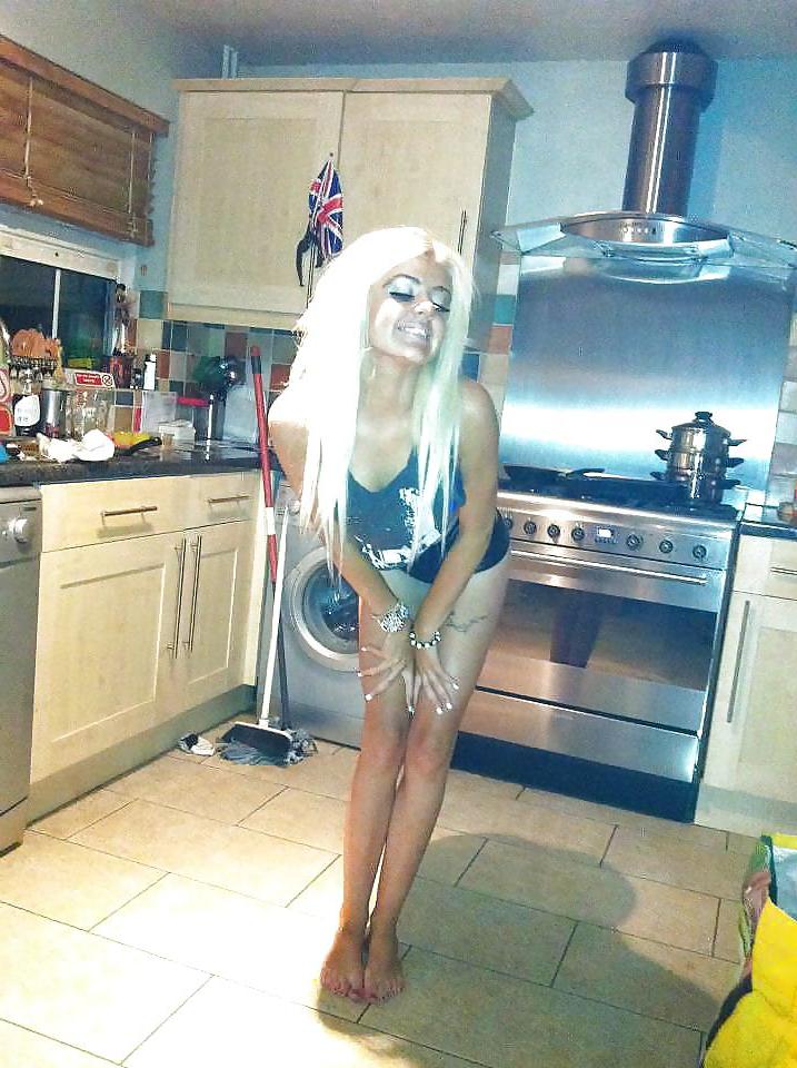 21P British Chavs Baited - Whores to Fuck and Breed 2
