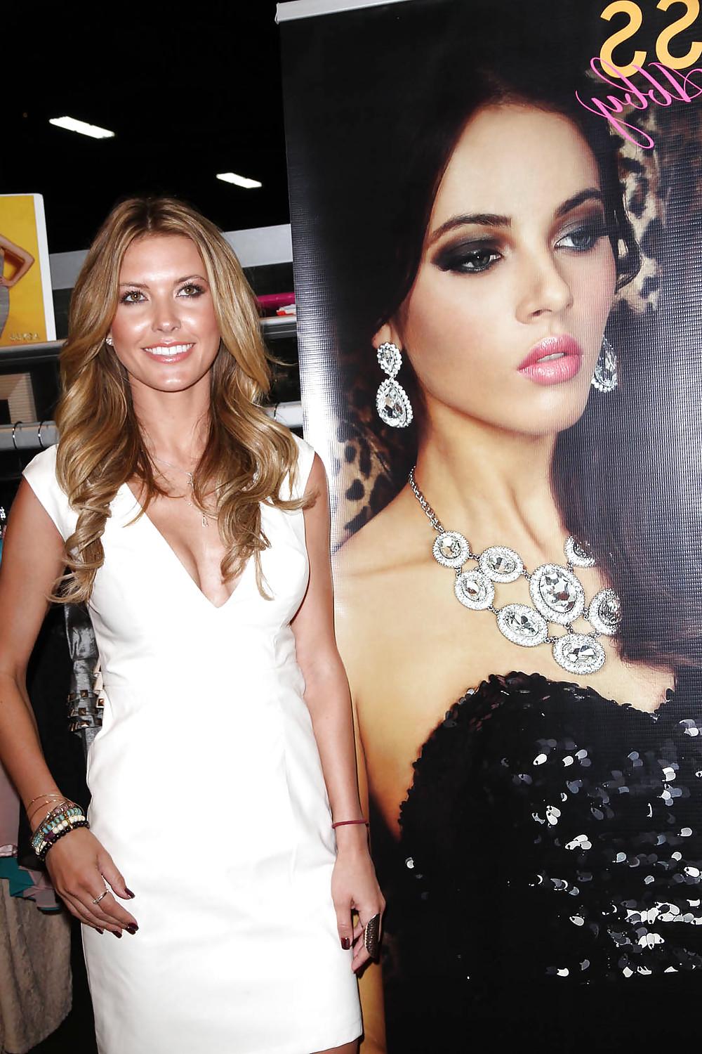 13P Audrina Patridge - Drops Some Solid Cleavage