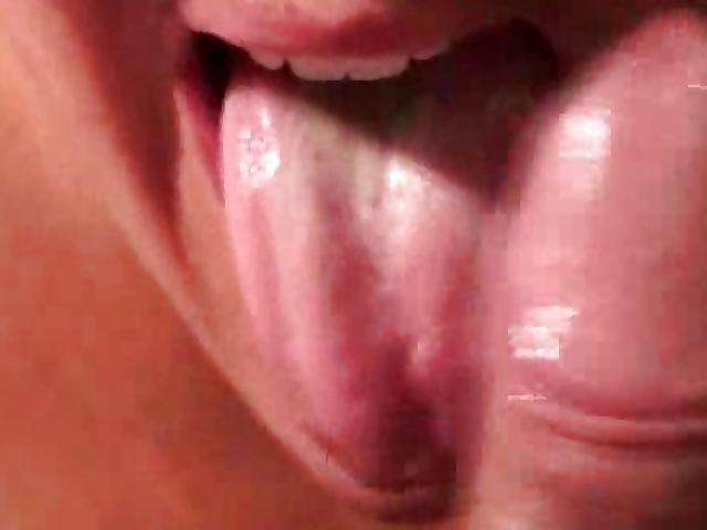 7P My mouth for uncut cock