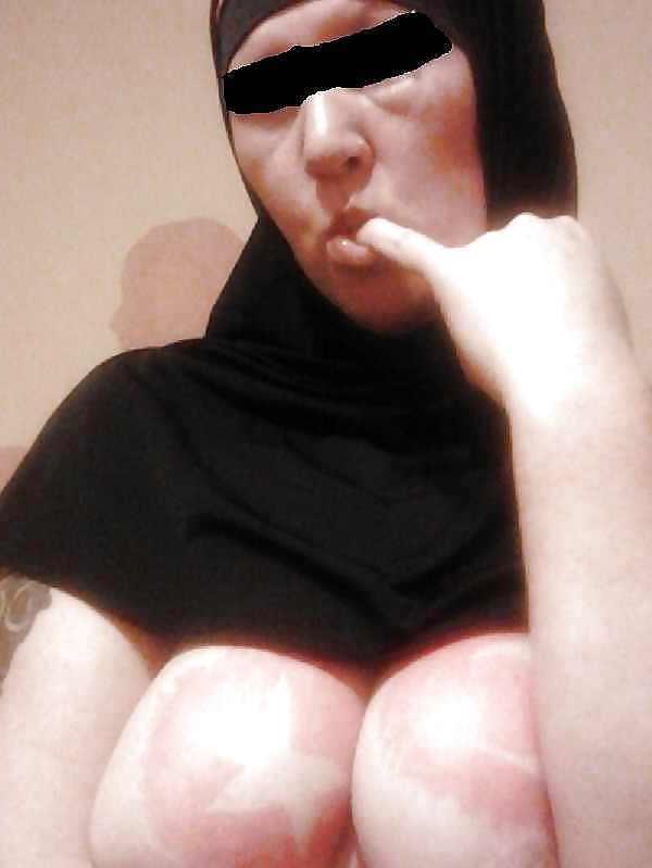 6P TURKISH WHORE