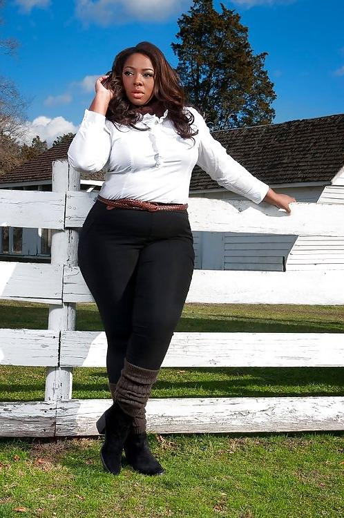 23P Big BEAUTIFUL BLACK GIRLS