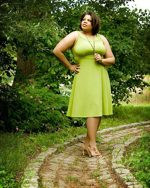 23P Big BEAUTIFUL BLACK GIRLS